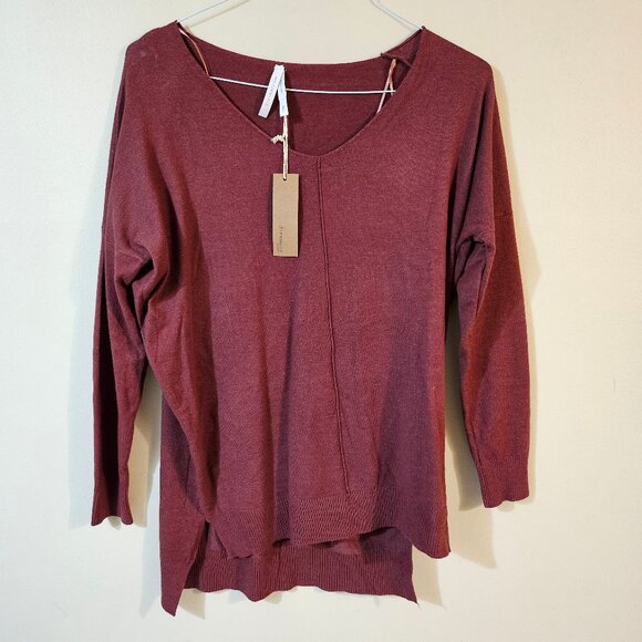 Dreamers by Debut Women's Round Neck Sweater Top - Size S - Picture 1 of 7